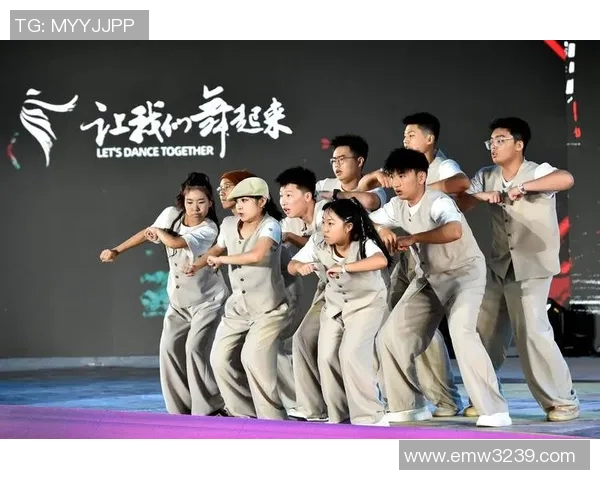 深圳街舞队的默契配合与街舞文化的深度融合探讨